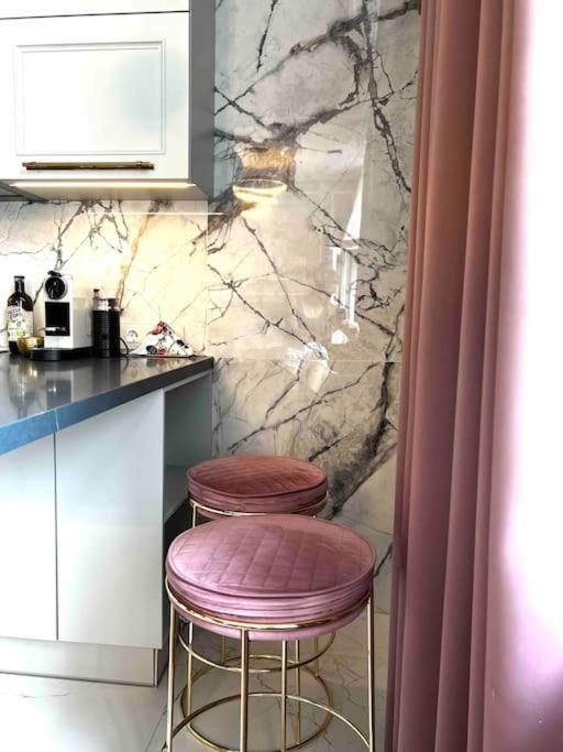 Studio Apartment In The Center Of Riga Buitenkant foto